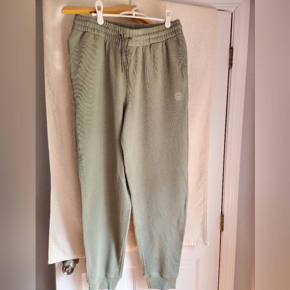 Allbirds womens sweatpants light sage green, NWT